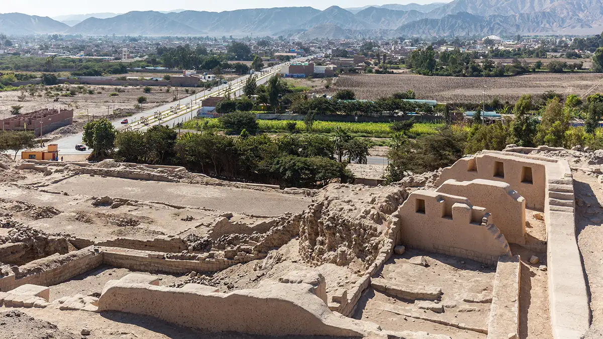 Nasca, destino del viaje en bus desde Lima con Cruz del Sur